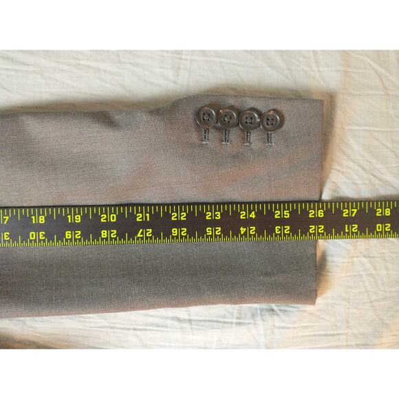 Perry Ellis Blazer Sports Coat. Men's Size 42R. - Picture 10 of 10